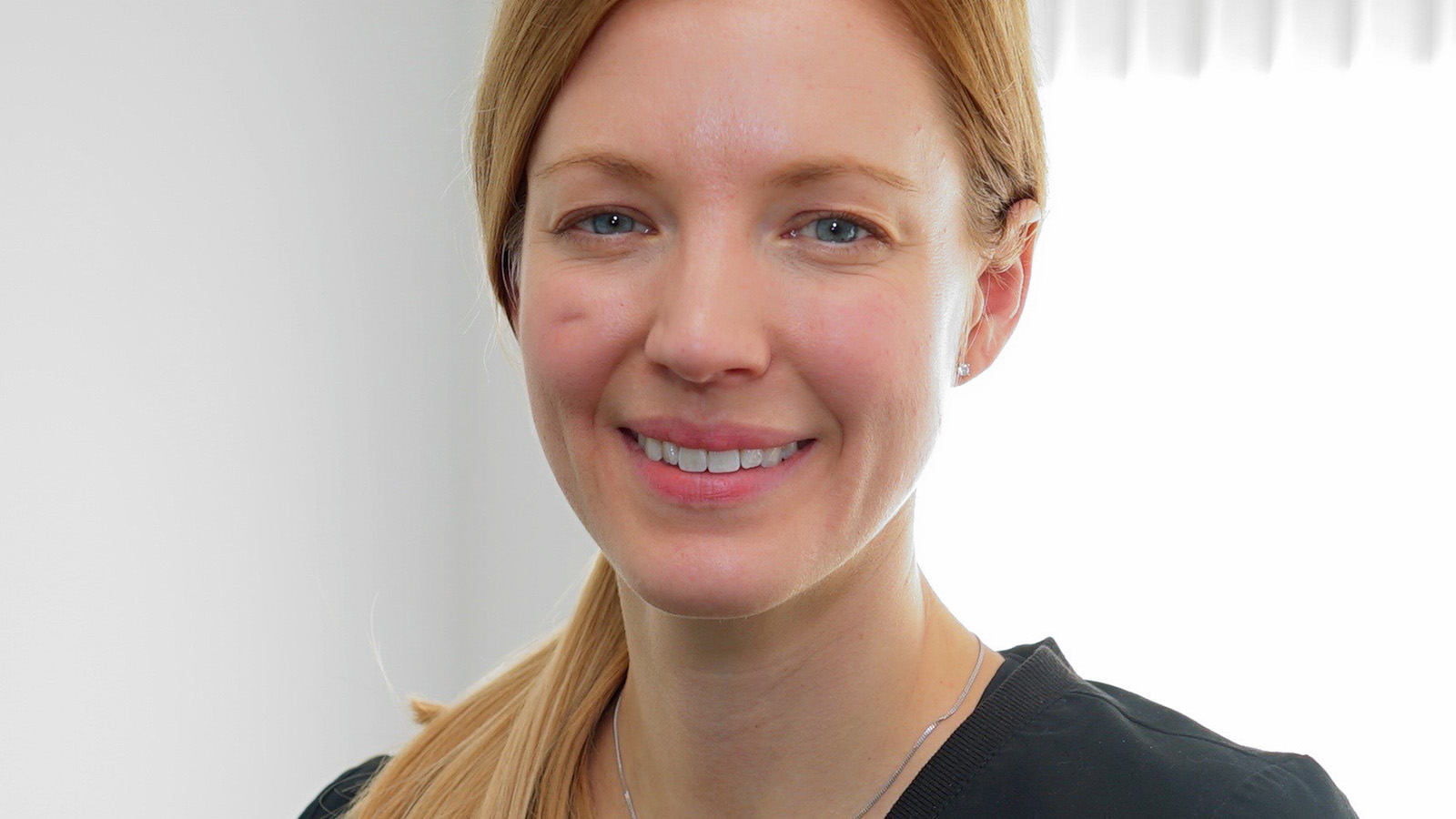 Dr. Lucy Flanaghan, Royaume-Uni